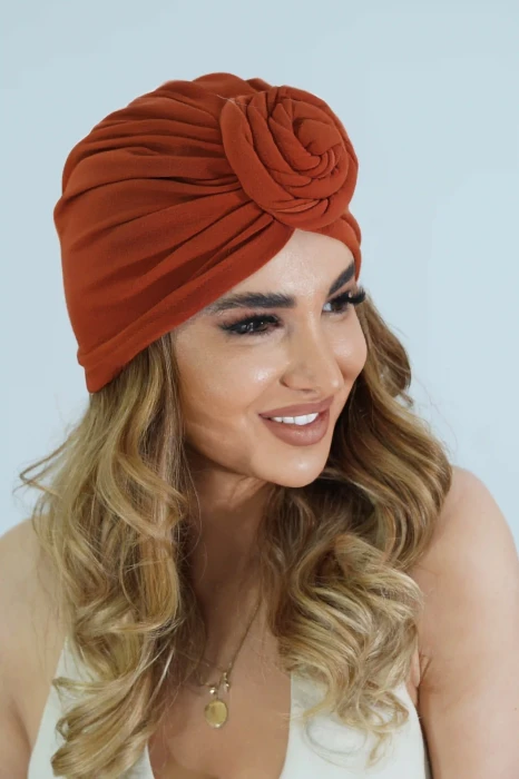 აგურისფერი ჩალმა